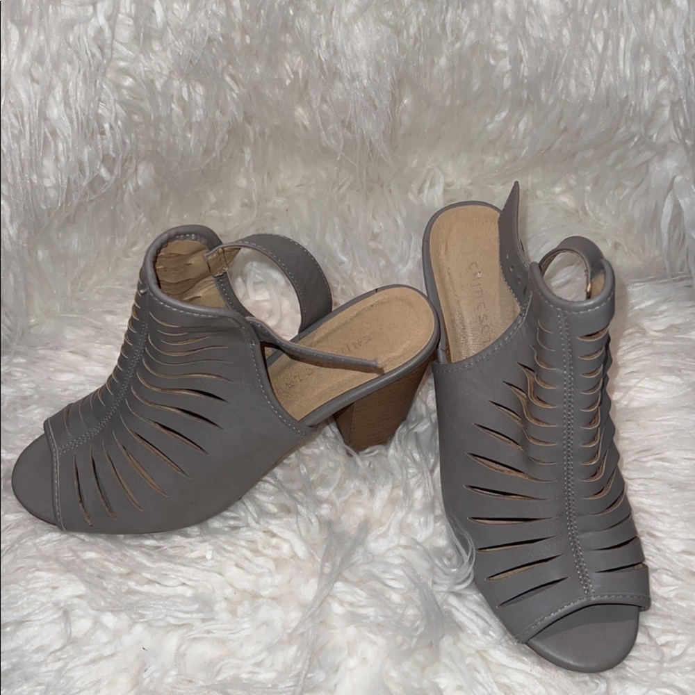 Heels size 7